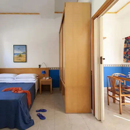 Villaggio Albergo Internazionale La Plaja-3